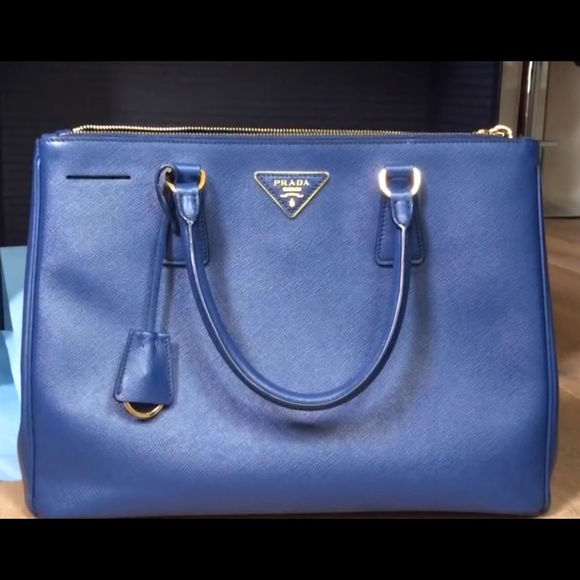 prada saffiano bluette